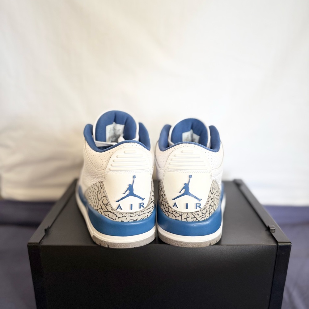 AUTHENTIC Jordan 3 Retro Wizards size 10 CT8532-148 2023 PRE-OWNED - Picture 3 of 8